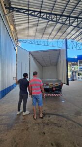 Entrega de Baú Frigorífico Cliente Rodosul