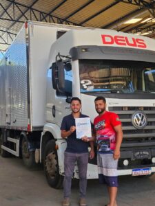 Entrega de Baú Frigorífico Cliente Rodosul